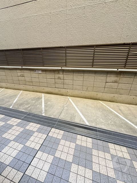 ハウスセゾン四条通の物件外観写真