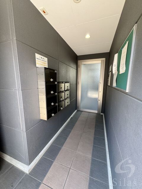 フラッティ花園ミンクの物件外観写真