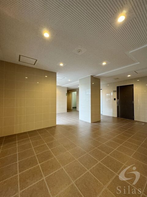 グランレブリー太秦天神川の物件外観写真