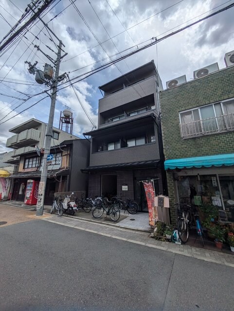 アークリード北野白梅町の物件外観写真