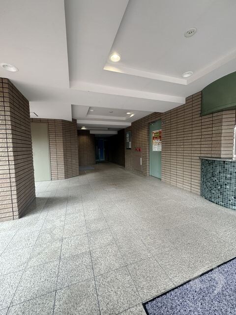 エル・カーサーの物件外観写真