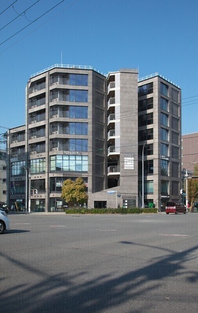 シャリマー西大路の物件外観写真