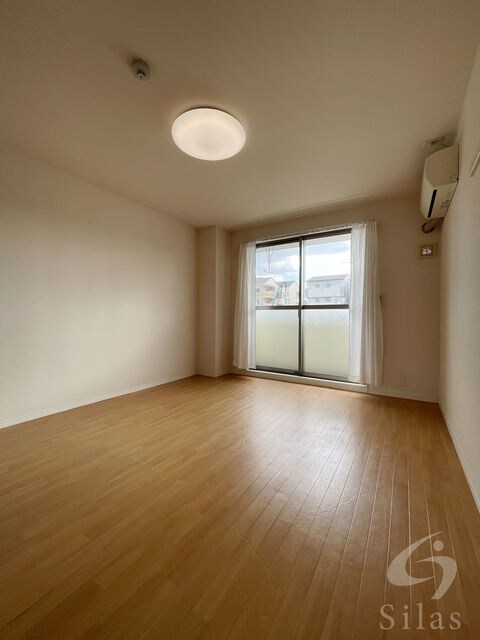 ヴァるメス・リヒト　にしうらの物件内観写真