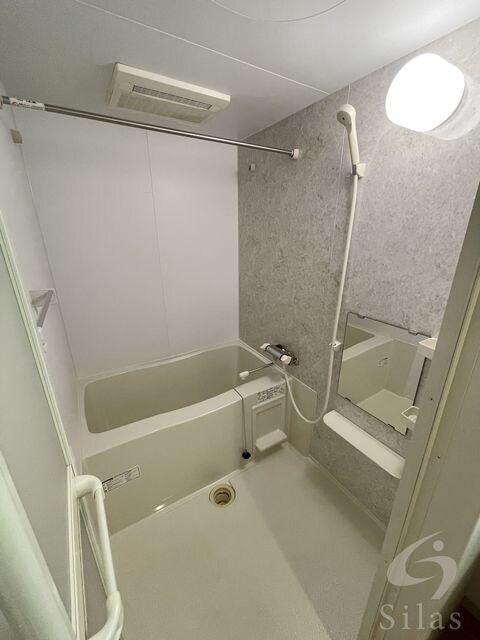 ヴァるメス・リヒト　にしうらの物件内観写真