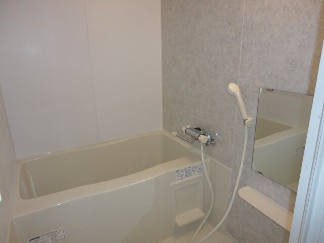 ヴァるメス・リヒト　にしうらの物件内観写真