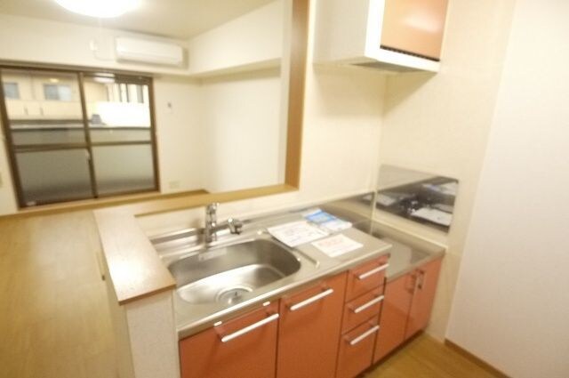 ラフィーネ南広の物件内観写真