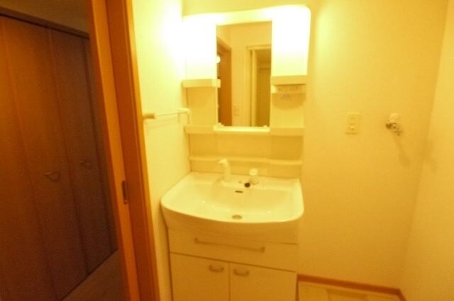 ラフィーネ南広の物件内観写真