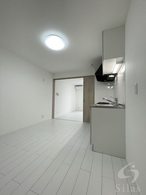 Mirei 烏丸五条の物件内観写真