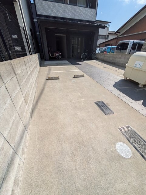 フラッティK＆S千本寺之内の物件外観写真