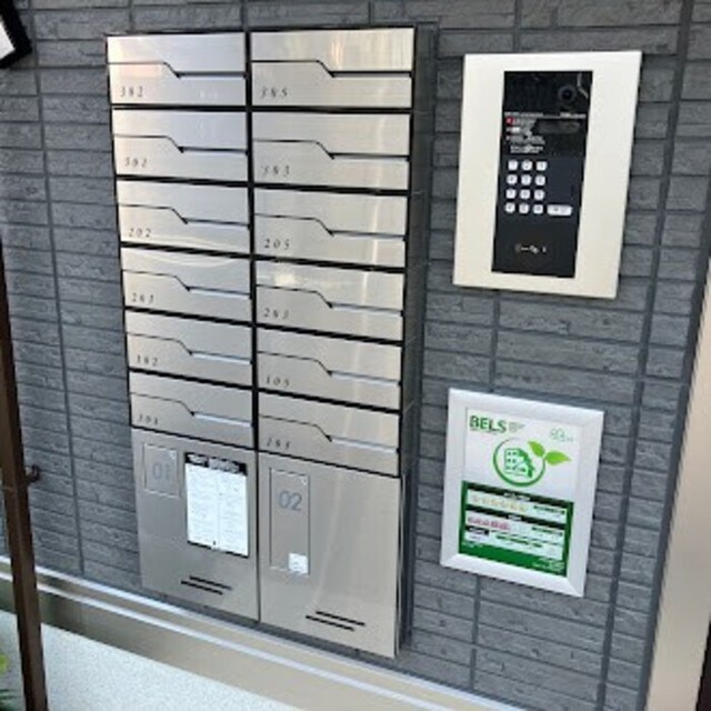 ルーセント伏見稲荷の物件外観写真