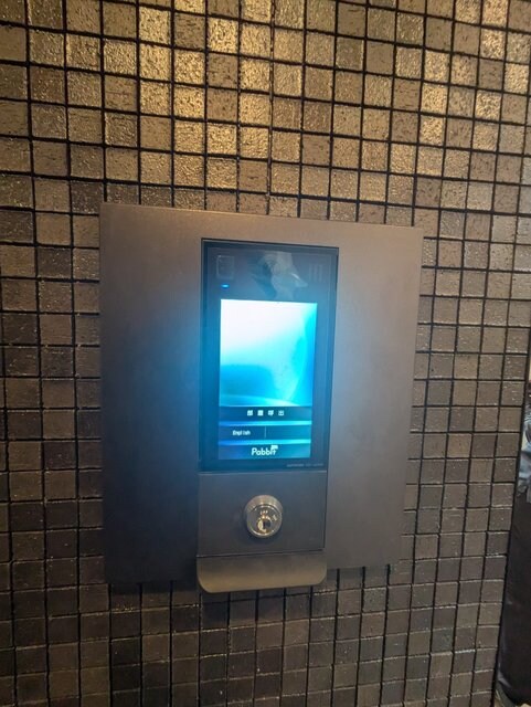 Gladvis二条式部の物件外観写真