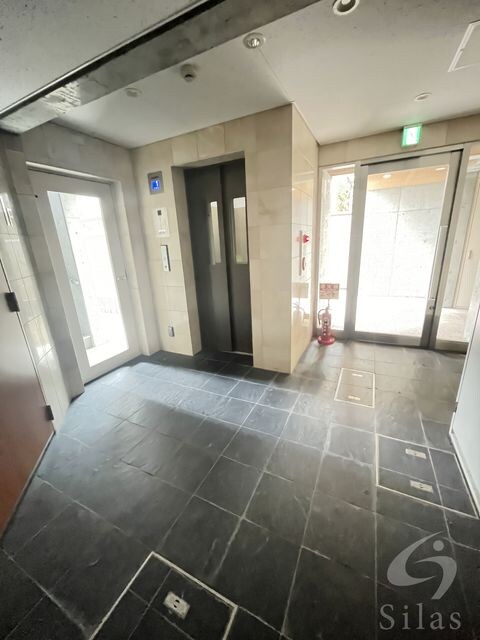 ヴィンテージマンションリューブ二条の物件外観写真