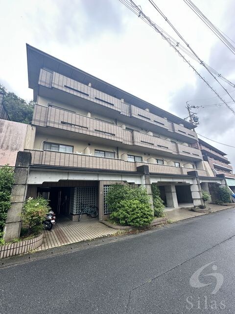 メゾンジョアⅡの物件外観写真