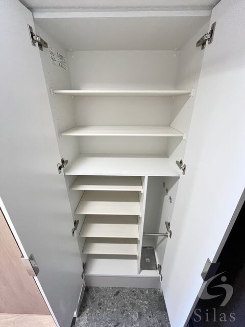 プレサンス大津京町ベルリーヴァの物件内観写真