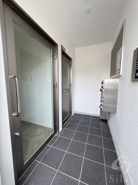 エントランスライフ宝ヶ池の物件外観写真