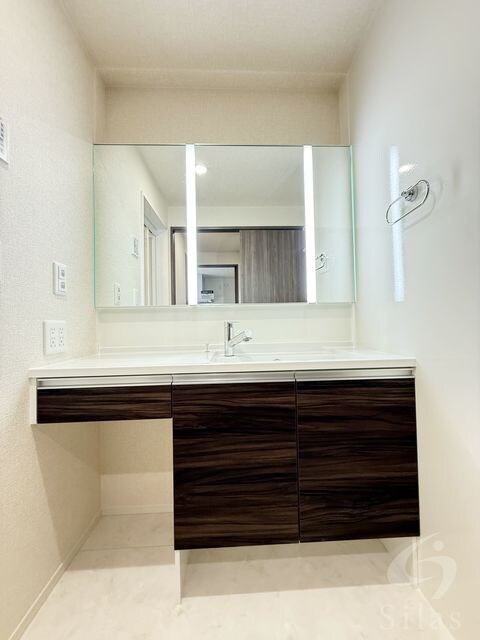 GRAMM六地蔵B棟の物件内観写真