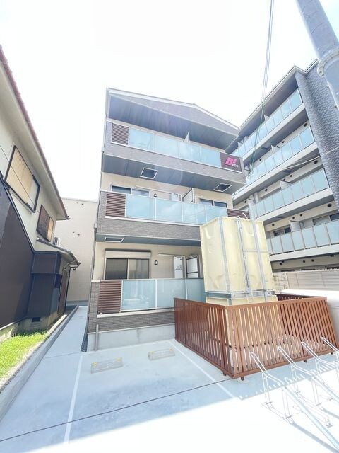 F asecia  Canaleの物件外観写真