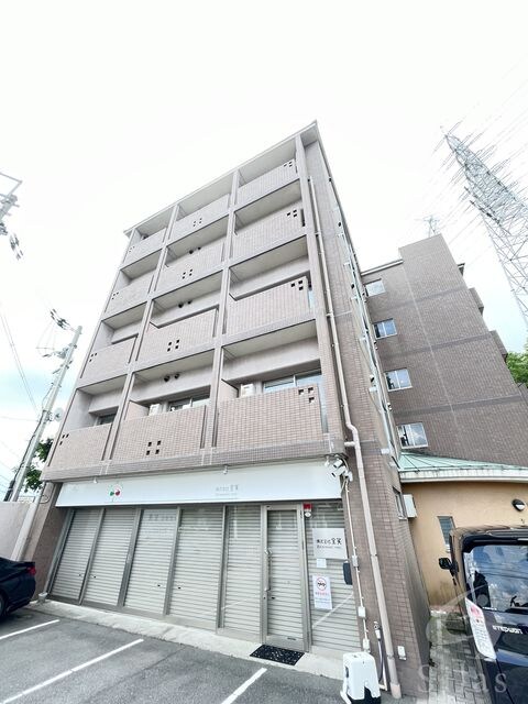 シャルレ桂坂の物件外観写真