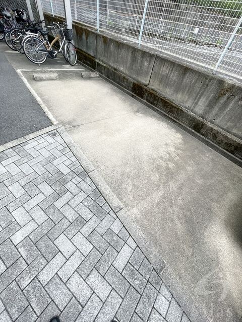 シャルレ桂坂の物件外観写真