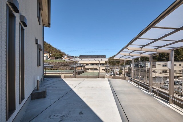 ハルナスの物件外観写真