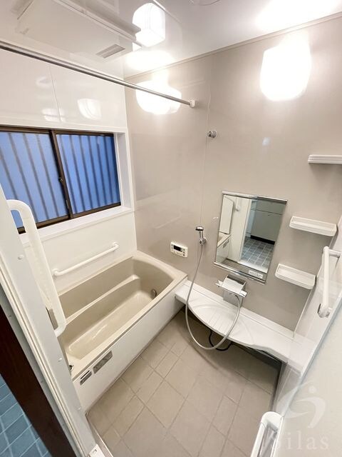 西白梅町貸家の物件内観写真