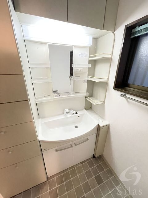 西白梅町貸家の物件内観写真