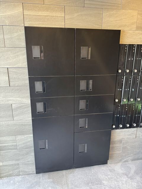 VINA山科WESTの物件外観写真