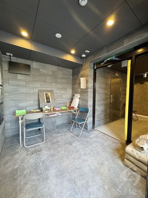 VINA山科WESTの物件外観写真