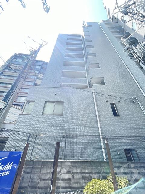 サムパティーク山科の物件外観写真