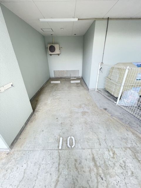 サムパティーク山科の物件外観写真