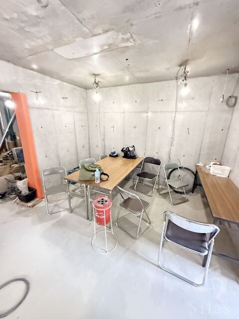 Shining二条離宮の物件外観写真