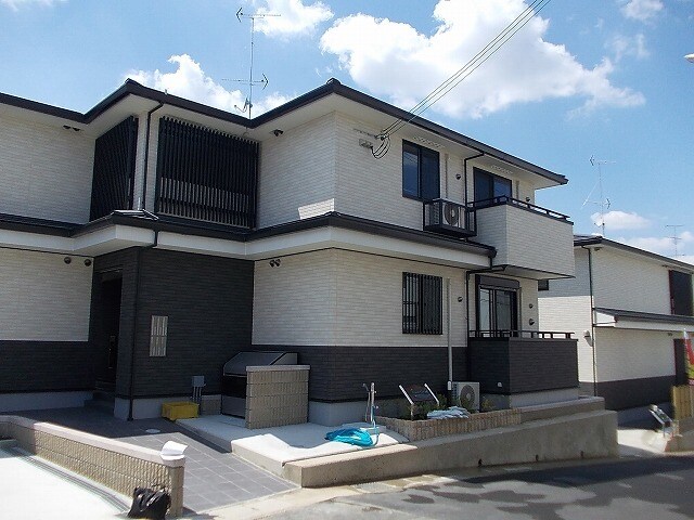 グランシェルの物件外観写真