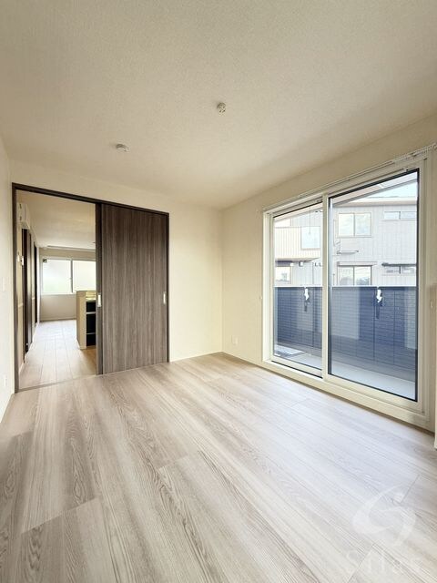 GRAMM六地蔵A棟の物件内観写真