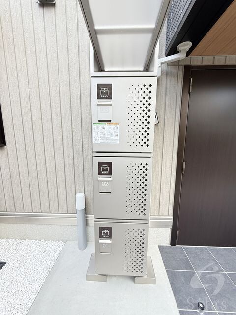 GRAMM六地蔵A棟の物件外観写真