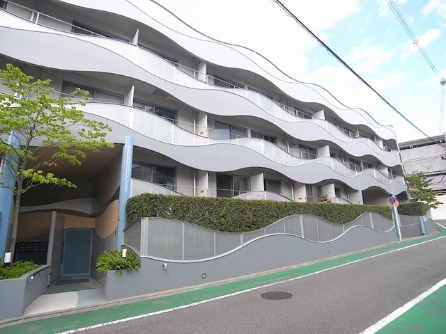 マナーハウスの物件外観写真