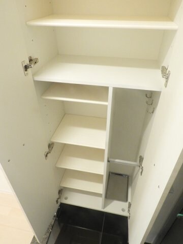 レジュールアッシュザ・パークロントの物件内観写真