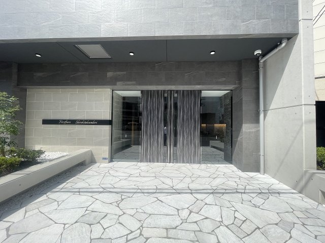 ファーストフィオーレ城北公園通の物件外観写真