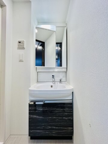 スワンズシティ新大阪ヴィーヴォの物件内観写真