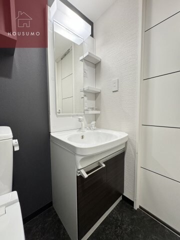 グランドロアール南巽の物件内観写真