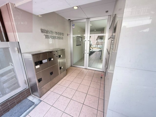 グランパシフィック鶴橋の物件外観写真