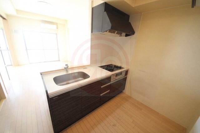 クリスタルコートの物件内観写真