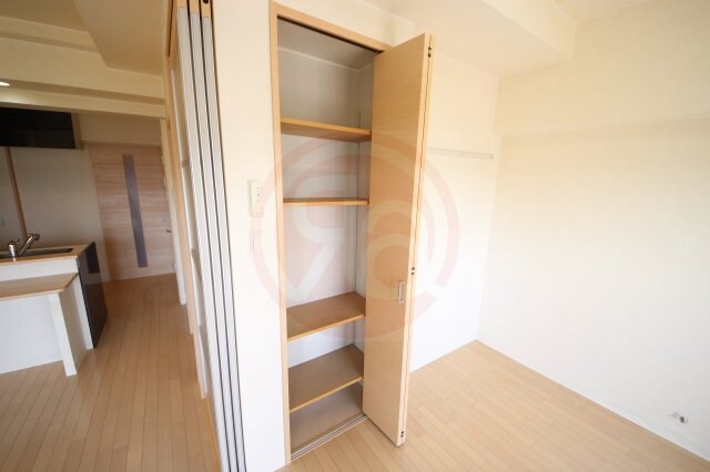 クリスタルコートの物件内観写真