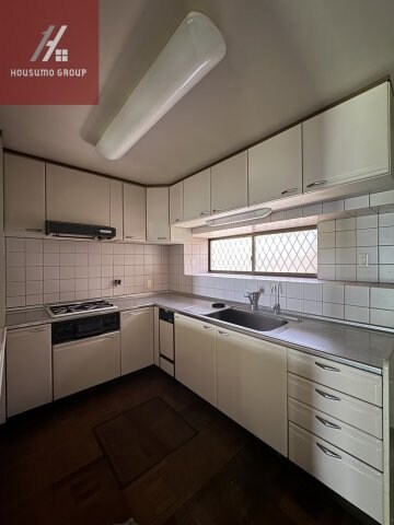 郡川4-32貸家の物件内観写真