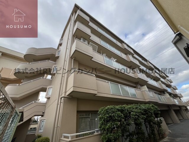 グランドハイツ春日台の物件外観写真