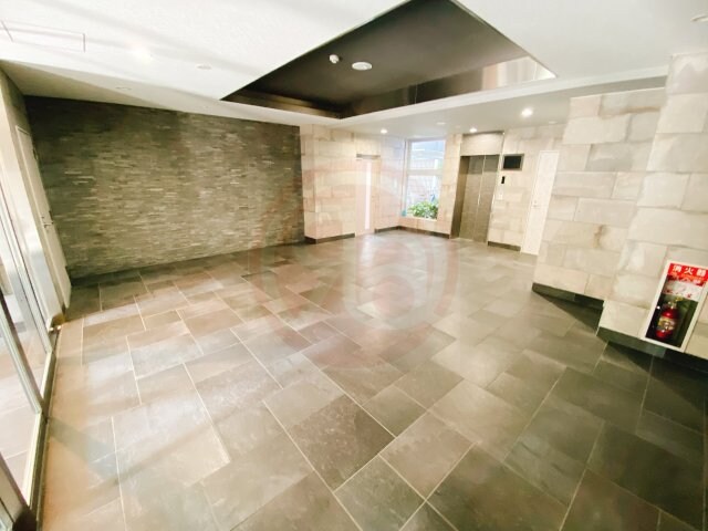 フォレストグレイス高井田１の物件外観写真