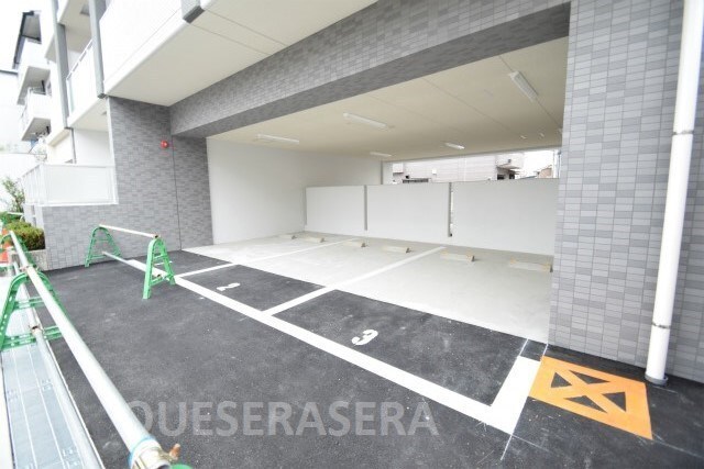 アドニス・アビコの物件外観写真