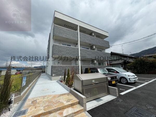 フジパレス教興寺三丁目の物件外観写真