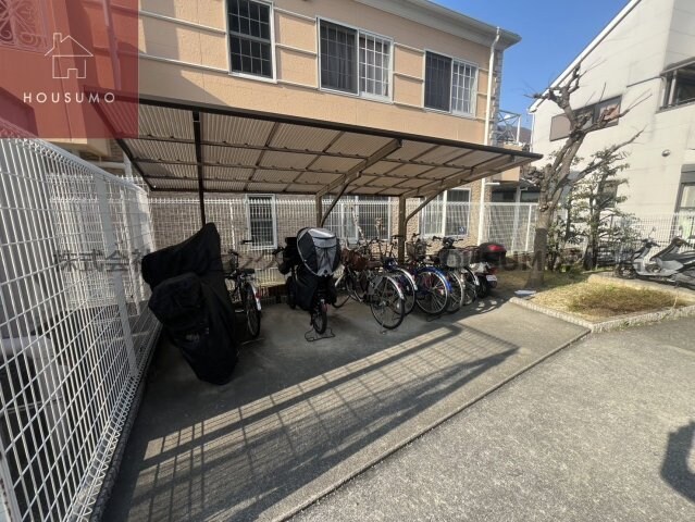 シャトレ高安の物件内観写真