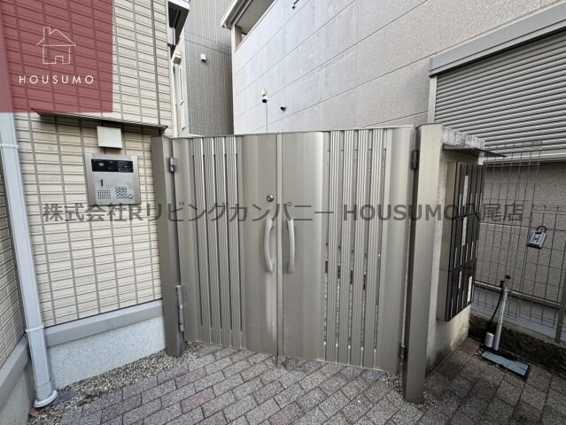 ラ・ヴィ・アン・フルールの物件外観写真