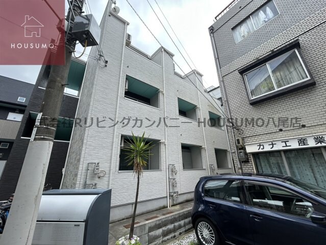 レジュール・ウールの物件外観写真